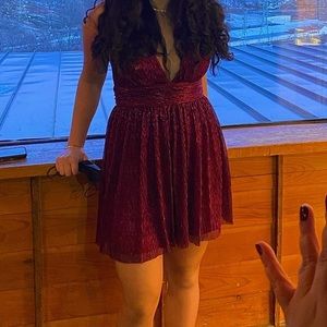 Cute & comfy maroon cocktail dress